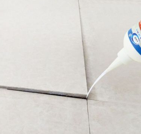 忠县瓷砖空鼓维修公司分享卫生间瓷砖脱落的原因可能有以下几点